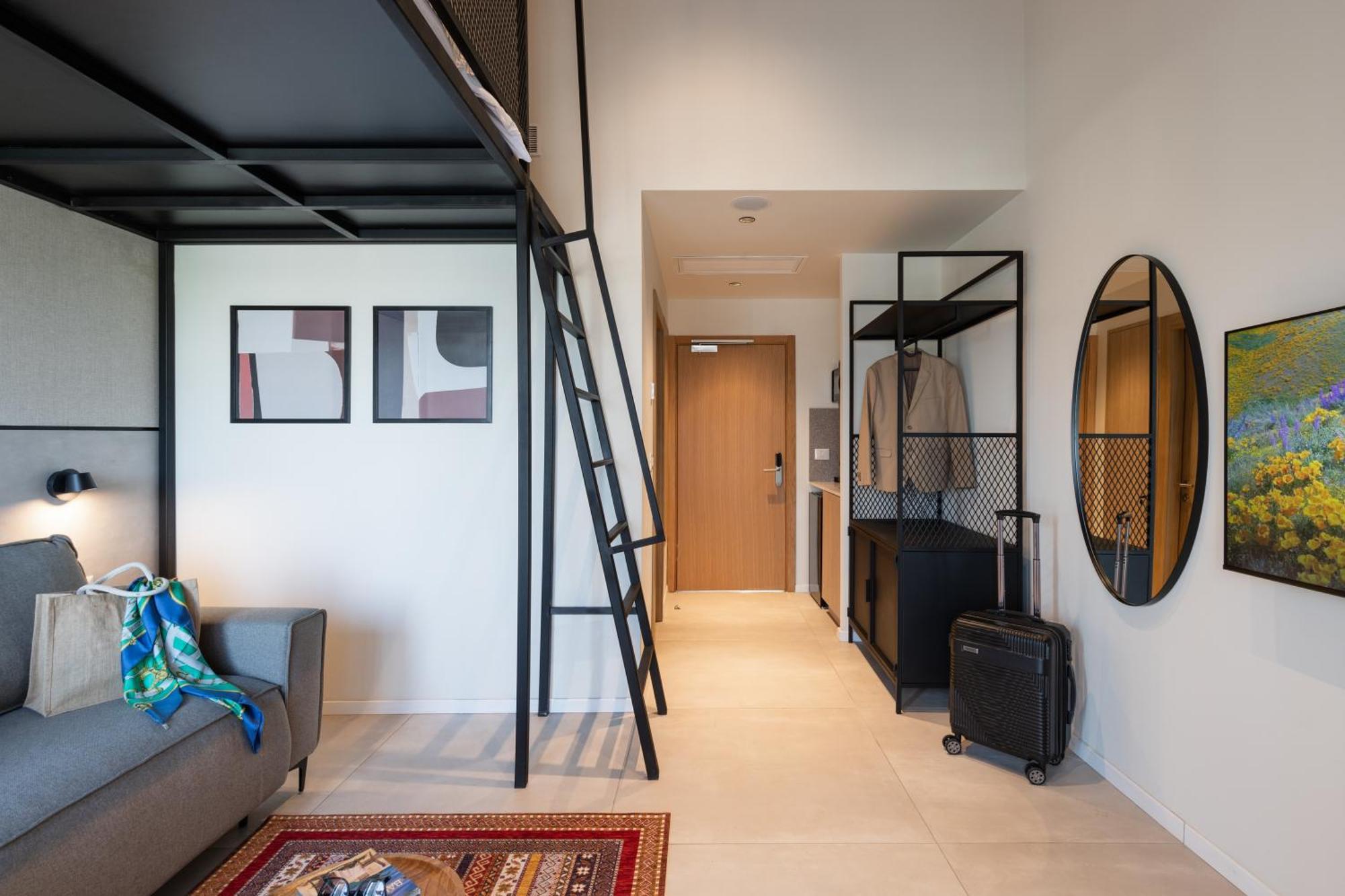 Tayo Studios & Apartments Bat Yam Exterior photo